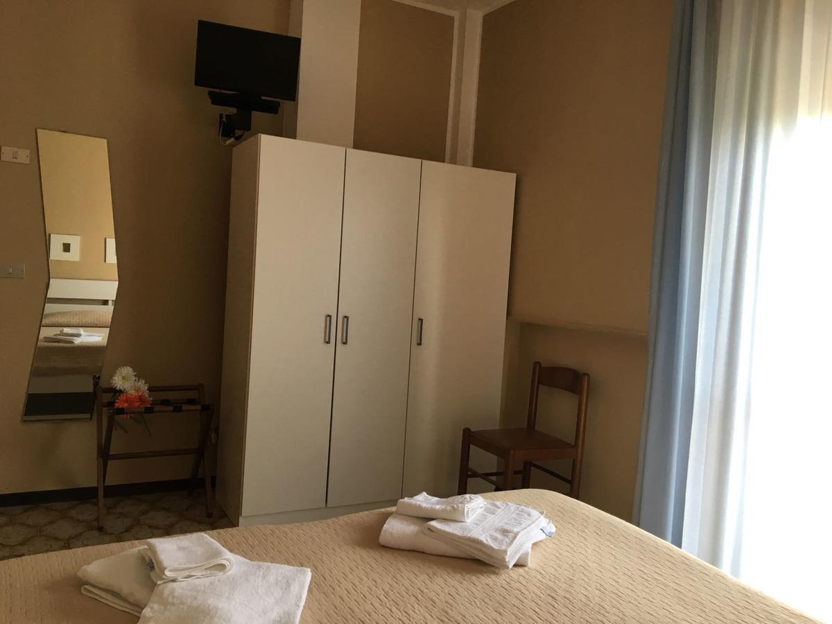 Hotel Fucsia Riccione Zewnętrze zdjęcie