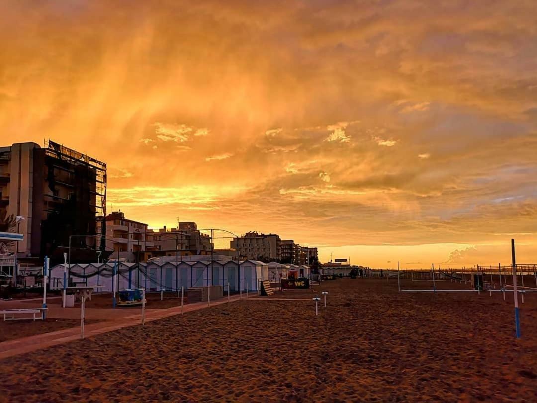 Hotel Fucsia Riccione Zewnętrze zdjęcie
