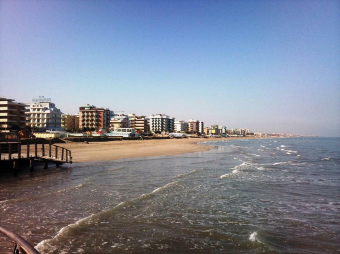 Hotel Fucsia Riccione Zewnętrze zdjęcie