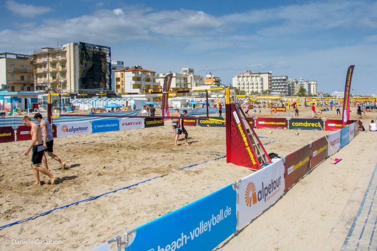 Hotel Fucsia Riccione Zewnętrze zdjęcie